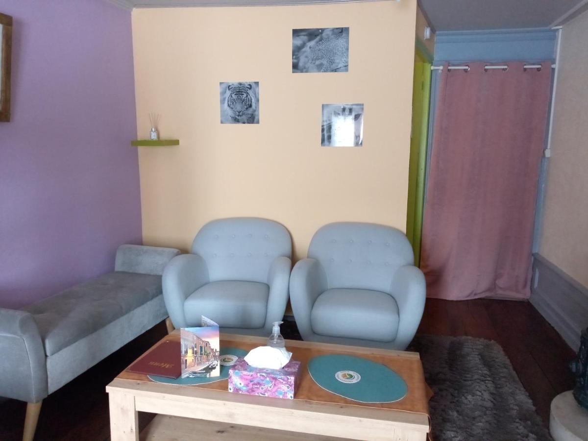 Jonquille Chic La Piccola Venezia Bed & Breakfast Vrécourt Dış mekan fotoğraf