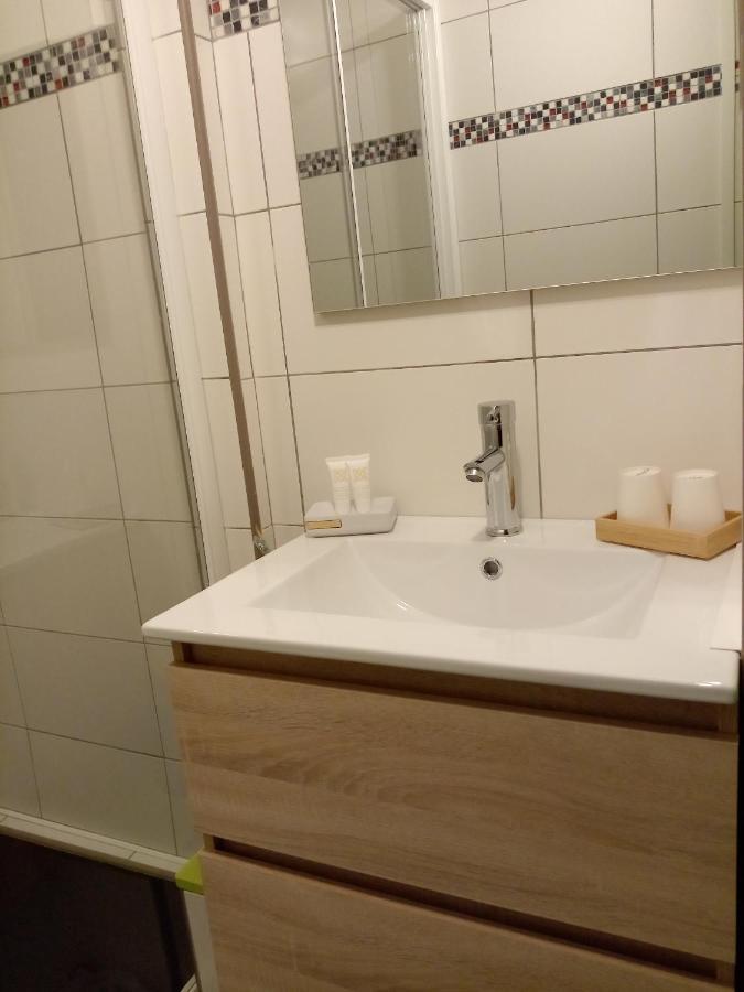 Jonquille Chic La Piccola Venezia Bed & Breakfast Vrécourt Dış mekan fotoğraf